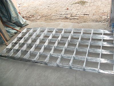 高強(qiáng)度鋼絲網(wǎng)片在建筑施工中首要起到的作用是什么